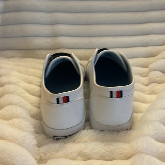 Tommy Hilfigar Slip on Sneakers - Picture 4 of 5